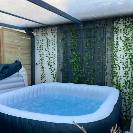 Carcalove - Pool, Billard & Jacuzzi - 10pax